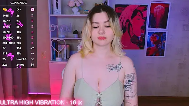 cutie mili online show from 02.25.25