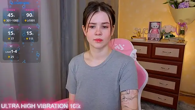 cutie mili online show from 10.21.25