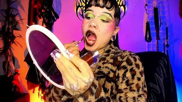 irregular fetish  online show from 07.17.26