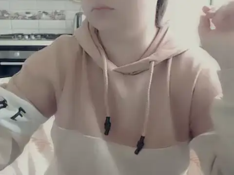 whiteFlower online show from 12.03.24