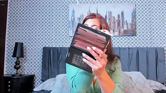 scarlett moore online show from 02.07.25