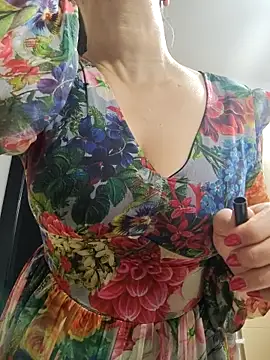 scarlett moore online show from 10.03.25