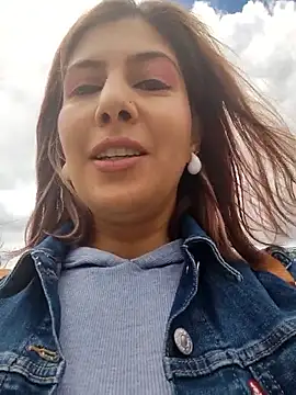 scarlett moore online show from 10.09.25