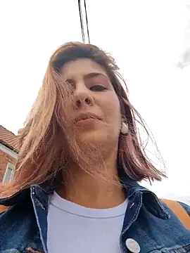 scarlett moore online show from 10.17.25