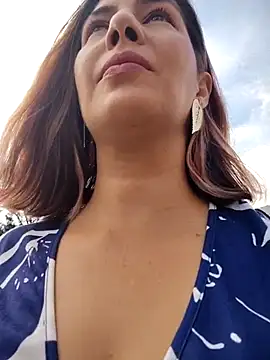 scarlett moore online show from 10.23.25