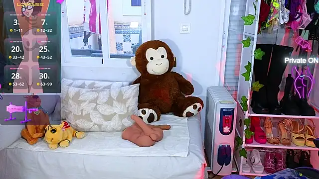 Tawny cox online show from 02.16.25