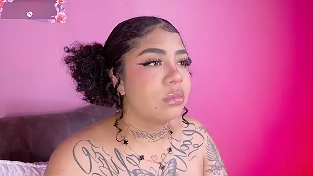 foxxy-lov3 online show from 03.17.26