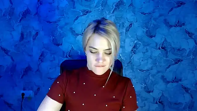 Snapshot of nika_gold1 chatting on 01.24.25 nika gold1 online show from 01.24.25