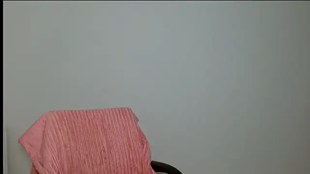 Snapshot of nika_gold1 chatting on 09.28.25 nika gold1 online show from 09.28.25