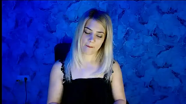 nika gold1 online show from 11.10.25