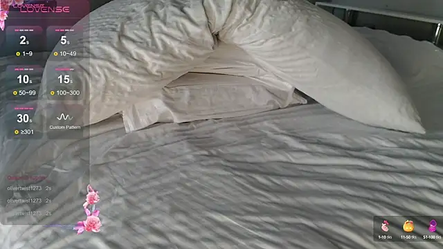 Snapshot of LadySambuca chatting on 01.31.25 LadySambuca online show from 01.31.25