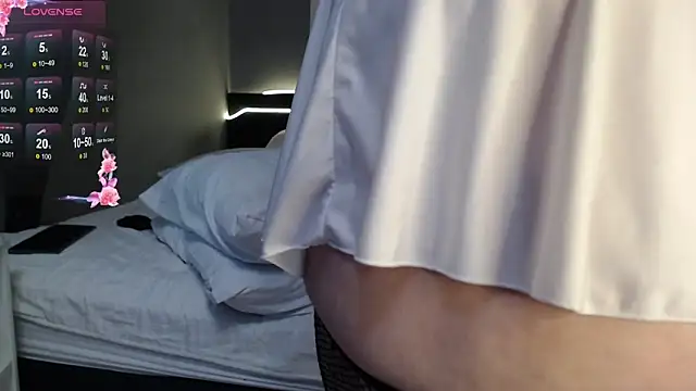 Snapshot of LadySambuca chatting on 12.15.25 LadySambuca online show from 12.15.25