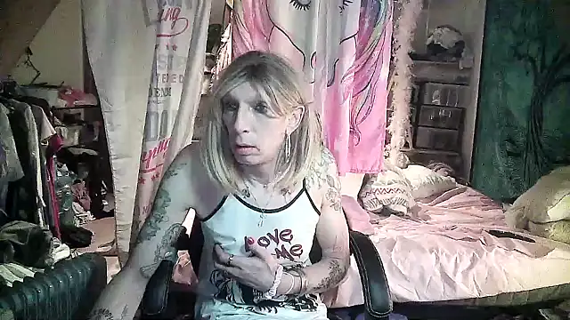 Ombeline1 online show from 02.17.25