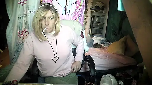 Ombeline1 online show from 02.18.25