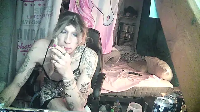 Ombeline1 online show from 02.24.25