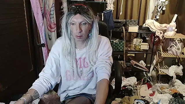 Ombeline1 online show from 09.12.25