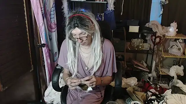 Ombeline1 online show from 09.16.25