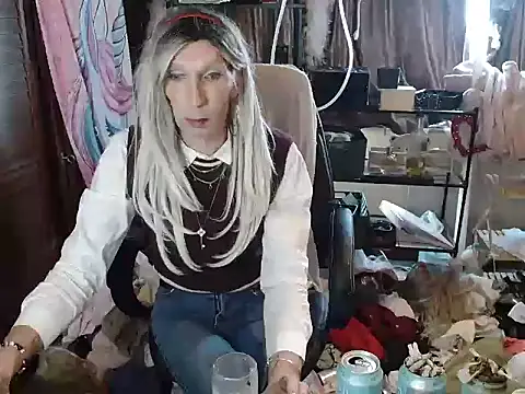 Ombeline1 online show from 10.20.25