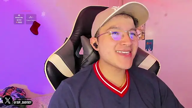 Snapshot of AustinSummerr chatting on 12.28.24 AustinSummerr online show from 12.28.24