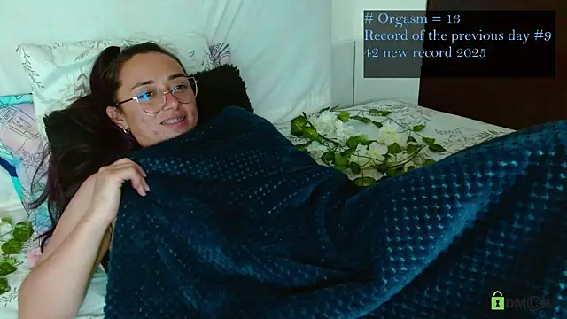 Hot Candy  online show from 01.08.26