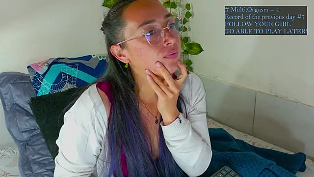 Snapshot of Hot_Candy_ chatting on 07.07.26 Hot Candy online show from 07.07.26
