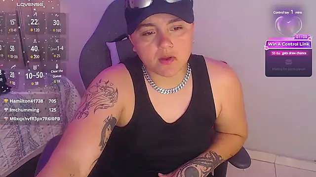 Snapshot of isabeautyx19 chatting on 01.31.25 isabeautyx19 online show from 01.31.25