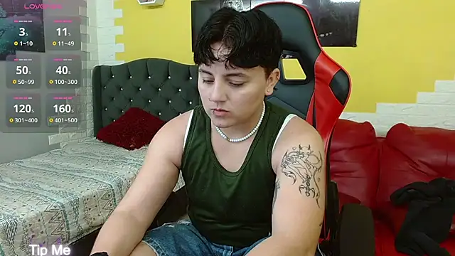 Snapshot of isabeautyx19 chatting on 11.27.25 isabeautyx19 online show from 11.27.25