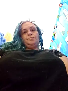 stellaquinn1775 online show from 10.19.25