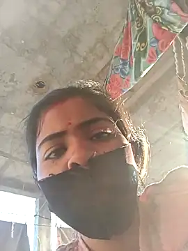 Snapshot of Mamta_Chaterjee chatting on 11.17.25 Mamta Chaterjee online show from 11.17.25