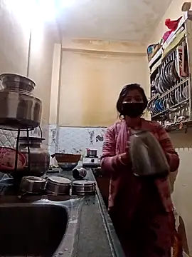 Snapshot of Mamta_Chaterjee chatting on 11.29.25 Mamta Chaterjee online show from 11.29.25