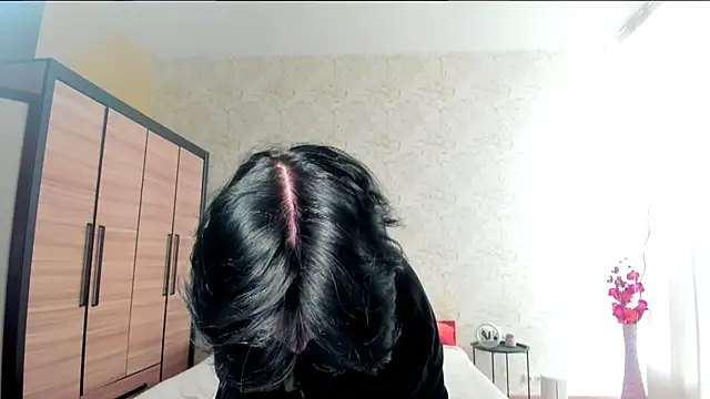 JulisSweet online show from 02.10.25