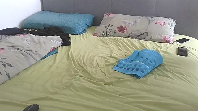 Snapshot of SissyStefanie chatting on 07.18.26 SissyStefanie online show from 07.18.26