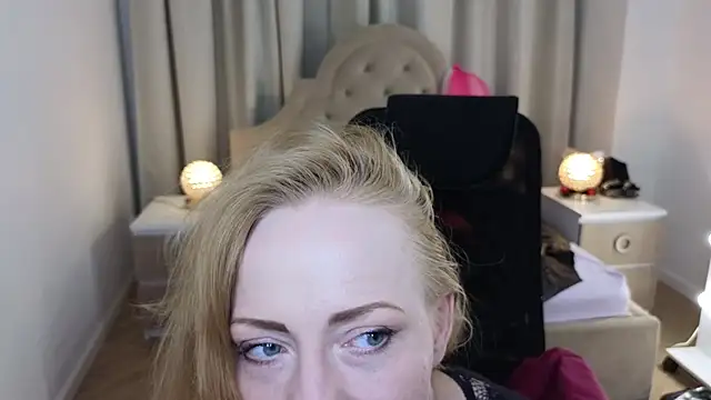 SquirtyAlisa online show from 04.23.26