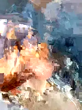 Snapshot of Hott_stuff chatting on 12.14.25 Hott stuff online show from 12.14.25