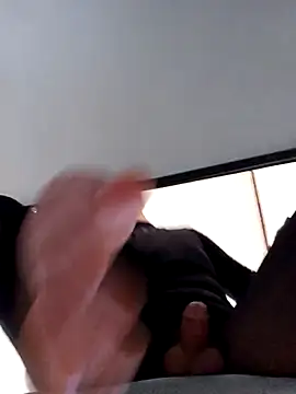 Snapshot of URETHRAL chatting on 11.14.25 URETHRAL online show from 11.14.25