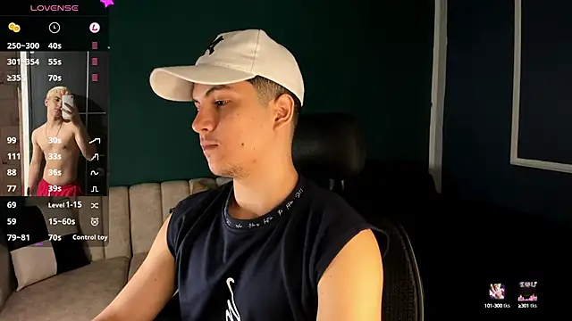 Snapshot of Brat_ chatting on 12.03.24 Brat online show from 12.03.24