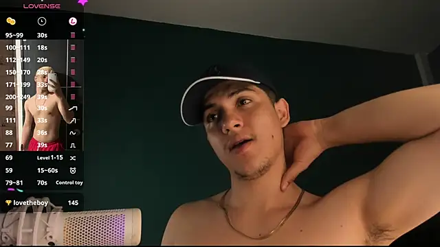 Snapshot of Brat_ chatting on 12.06.24 Brat online show from 12.06.24