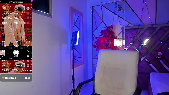 Snapshot of Brat_ chatting on 12.30.24 Brat online show from 12.30.24