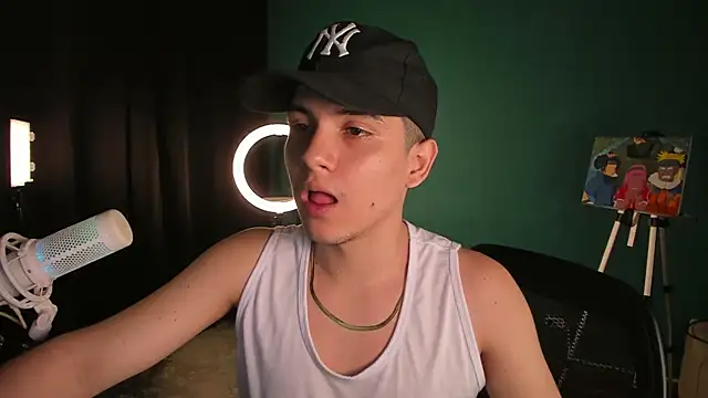 Snapshot of Brat_ chatting on 01.14.25 Brat online show from 01.14.25