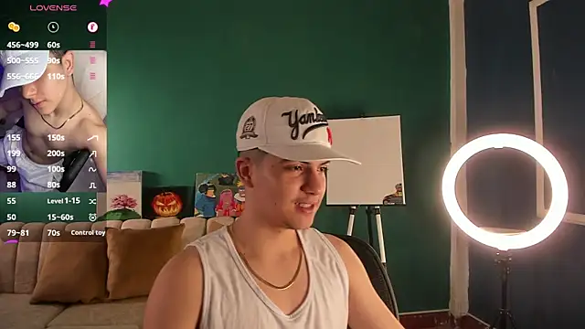 Snapshot of Brat_ chatting on 02.10.25 Brat online show from 02.10.25