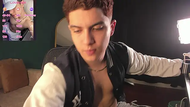 Snapshot of Brat_ chatting on 03.13.25 Brat online show from 03.13.25