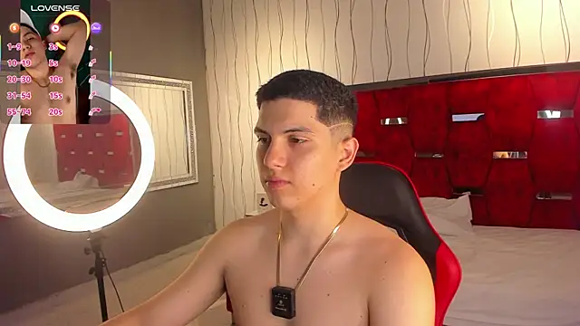 Snapshot of Brat_ chatting on 10.17.25 Brat online show from 10.17.25