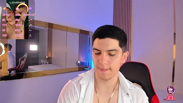 Snapshot of Brat_ chatting on 10.22.25 Brat online show from 10.22.25