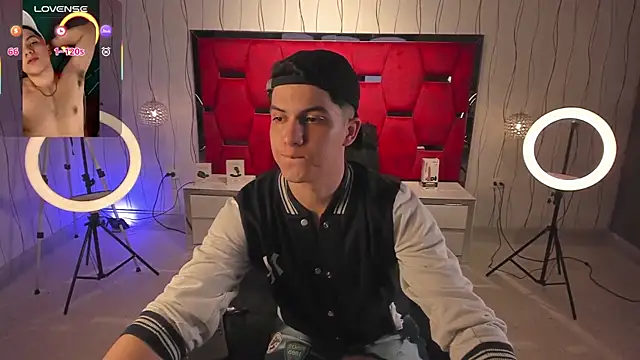 Snapshot of Brat_ chatting on 12.15.25 Brat online show from 12.15.25