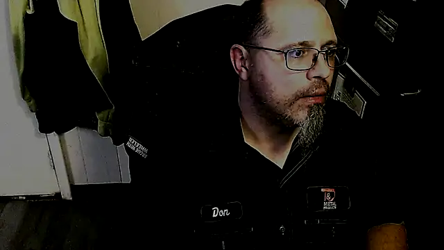 KrazyLegz online show from 11.24.25