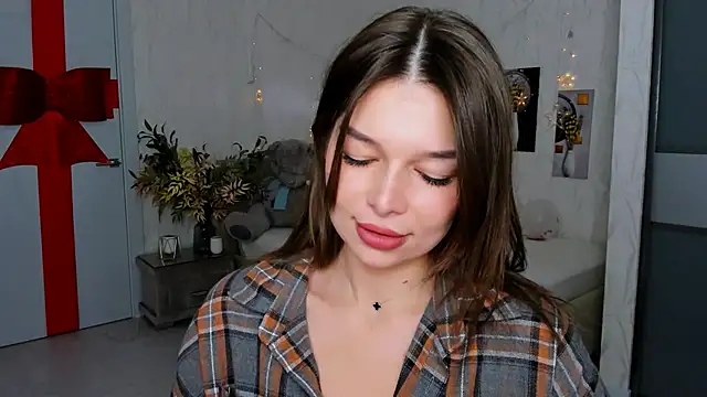 Snapshot of ContinentOfTranquility chatting on 02.27.25 ContinentOfTranquility online show from 02.27.25