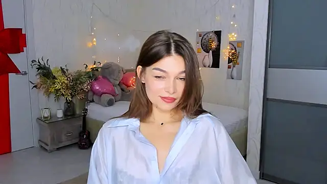 Snapshot of ContinentOfTranquility chatting on 03.16.25 ContinentOfTranquility online show from 03.16.25