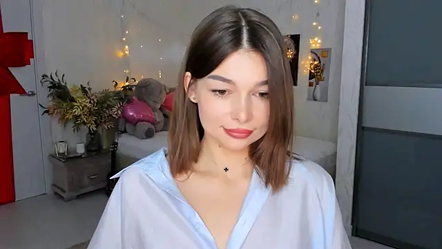 Snapshot of ContinentOfTranquility chatting on 03.16.25 ContinentOfTranquility online show from 03.16.25