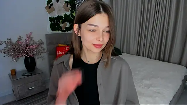 Snapshot of ContinentOfTranquility chatting on 03.23.25 ContinentOfTranquility online show from 03.23.25