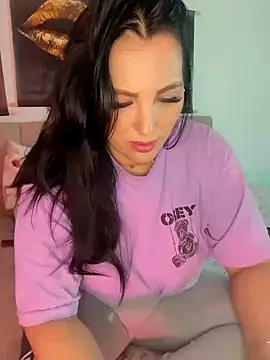 ReiyaRey online show from 02.25.26